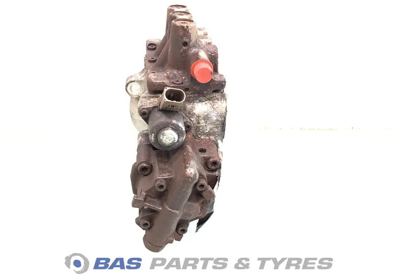 Mercedes-Benz - Bơm nhiên liệu cho Xe tải: hình 2 Mercedes-Benz - Bơm nhiên liệu cho Xe tải: hình 2