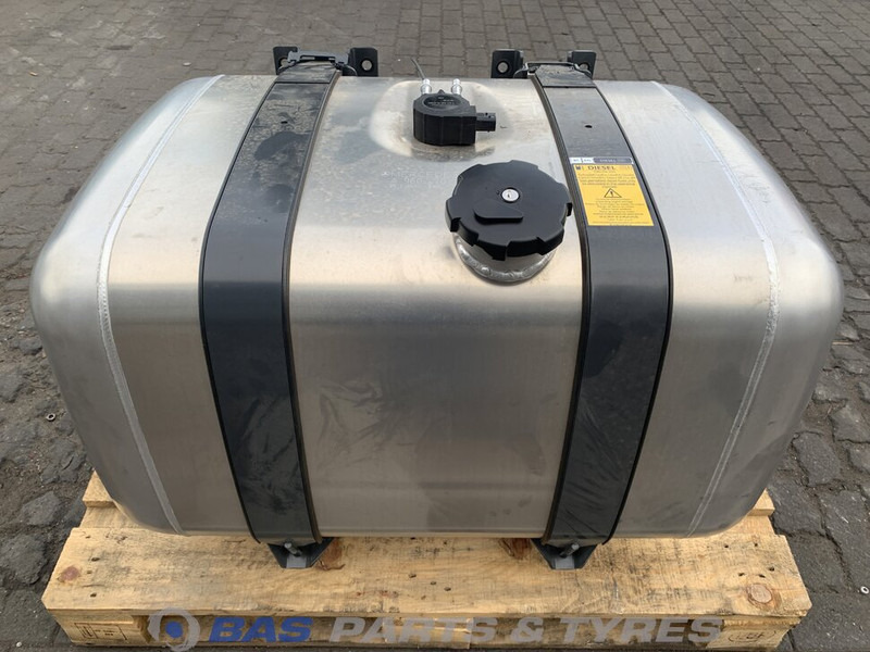 Mercedes-Benz - Bình nhiên liệu cho Xe tải: hình 1 Mercedes-Benz - Bình nhiên liệu cho Xe tải: hình 1