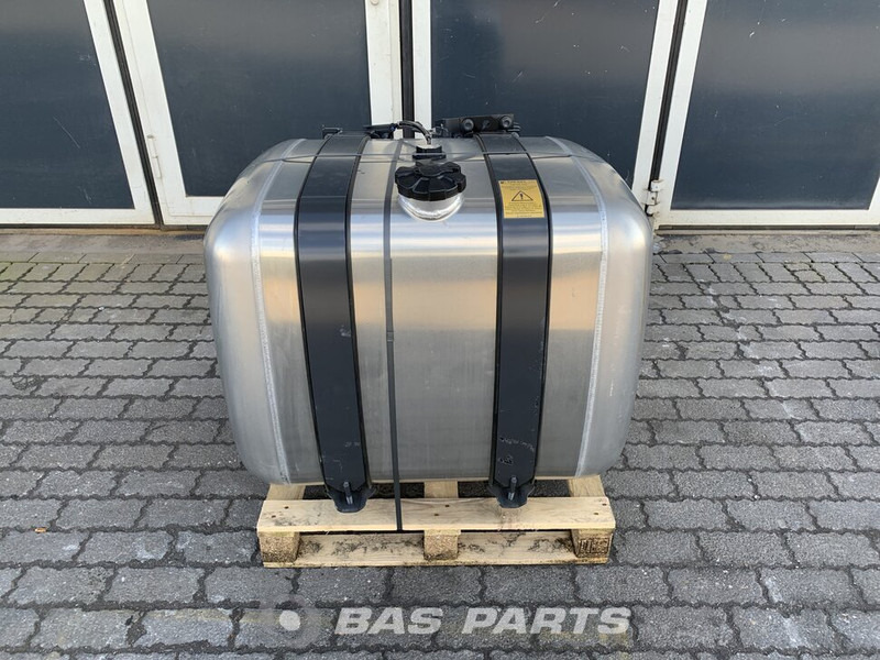 Mercedes-Benz - Bình nhiên liệu cho Xe tải: hình 1 Mercedes-Benz - Bình nhiên liệu cho Xe tải: hình 1