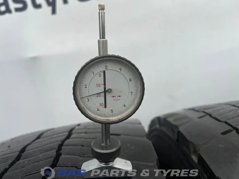 Michelin Remix Michelin Remix 315/70R22.5 X Multi D 154/150 M+S 3PMSF gebruikte set - Lốp cho Xe tải: hình 3 Michelin Remix Michelin Remix 315/70R22.5 X Multi D 154/150 M+S 3PMSF gebruikte set - Lốp cho Xe tải: hình 3