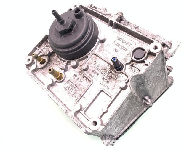 Volvo AdBlue pomp Volvo 20766846 - Phụ tùng cho Xe tải: hình 3 Volvo AdBlue pomp Volvo 20766846 - Phụ tùng cho Xe tải: hình 3