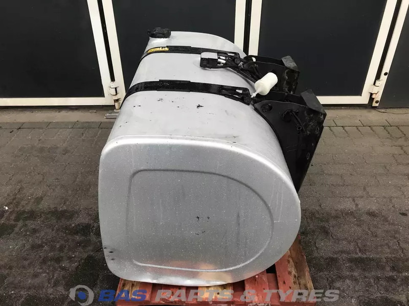 Renault - Bình nhiên liệu cho Xe tải: hình 2 Renault - Bình nhiên liệu cho Xe tải: hình 2