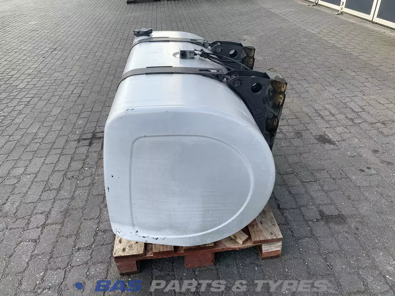 Renault - Bình nhiên liệu cho Xe tải: hình 2 Renault - Bình nhiên liệu cho Xe tải: hình 2
