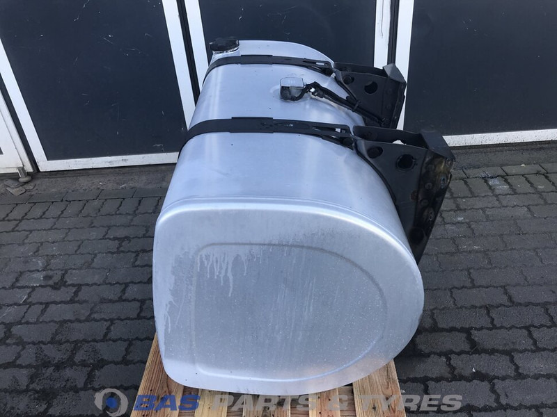 Renault - Bình nhiên liệu cho Xe tải: hình 2 Renault - Bình nhiên liệu cho Xe tải: hình 2