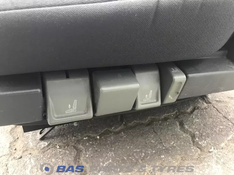 Renault Premium (Meerdere types) Bestuurdersstoel Renault 7422289046 - Chỗ ngồi cho Xe tải: hình 5 Renault Premium (Meerdere types) Bestuurdersstoel Renault 7422289046 - Chỗ ngồi cho Xe tải: hình 5