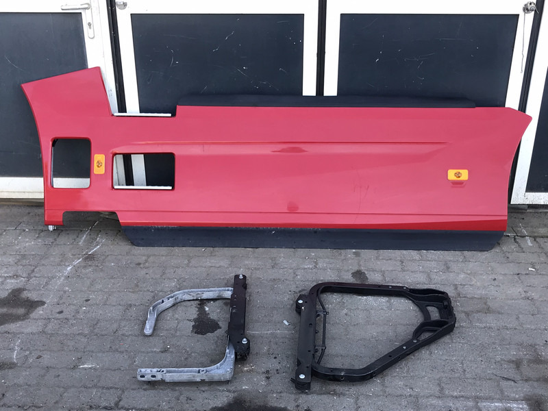 Renault T-Serie Evolution - Thân xe và ngoại thất cho Xe tải: hình 1 Renault T-Serie Evolution - Thân xe và ngoại thất cho Xe tải: hình 1