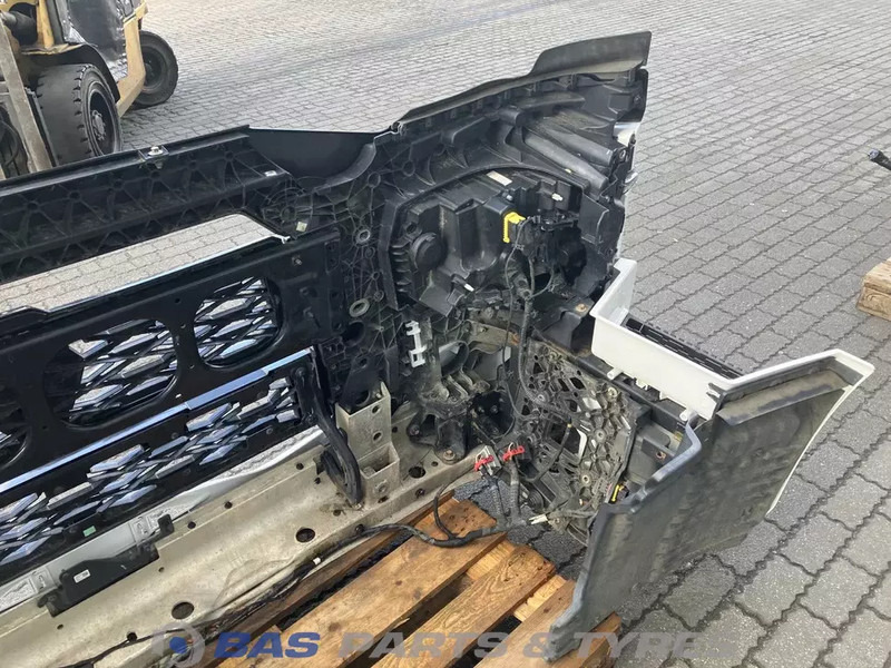 Renault T-Serie Evolution - Cản xe cho Xe tải: hình 4 Renault T-Serie Evolution - Cản xe cho Xe tải: hình 4