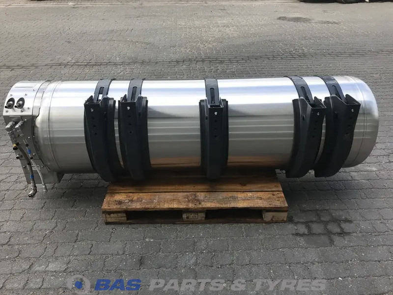 Scania - Bình nhiên liệu cho Xe tải: hình 3 Scania - Bình nhiên liệu cho Xe tải: hình 3
