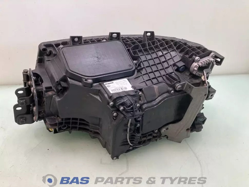 Scania Koplamp Rechts 2674391 - Đèn trước cho Xe tải: hình 2 Scania Koplamp Rechts 2674391 - Đèn trước cho Xe tải: hình 2