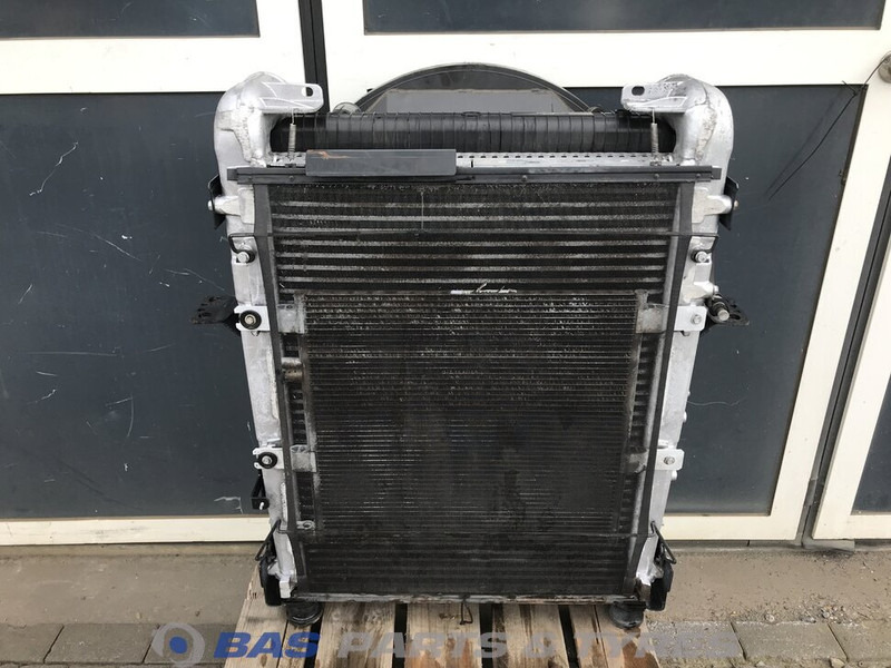 Volvo FE Euro 6 - Bộ tản nhiệt cho Xe tải: hình 1 Volvo FE Euro 6 - Bộ tản nhiệt cho Xe tải: hình 1