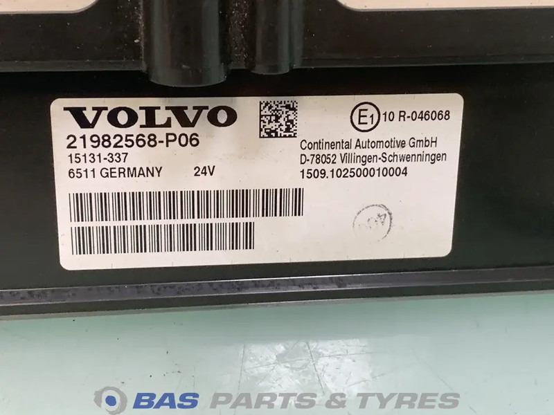 Volvo FH3 Instrumentenpaneel Volvo 21589170 - Bảng điều khiển cho Xe tải: hình 2 Volvo FH3 Instrumentenpaneel Volvo 21589170 - Bảng điều khiển cho Xe tải: hình 2