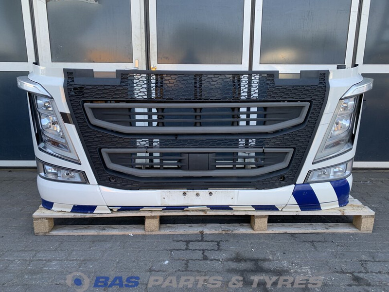 Volvo FH4 - Cản xe cho Xe tải: hình 1 Volvo FH4 - Cản xe cho Xe tải: hình 1