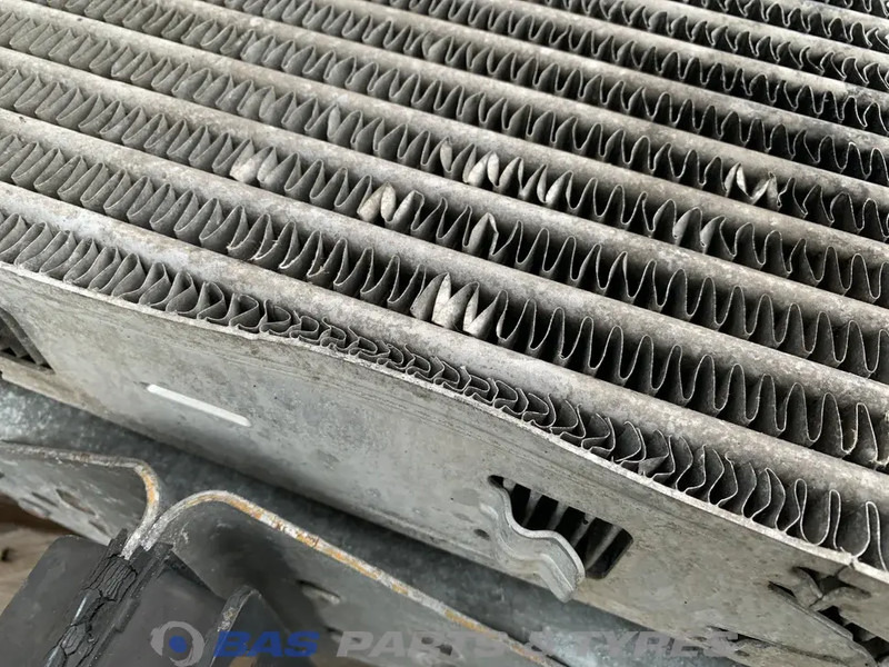 Volvo FH4 - Bộ tản nhiệt cho Xe tải: hình 5 Volvo FH4 - Bộ tản nhiệt cho Xe tải: hình 5