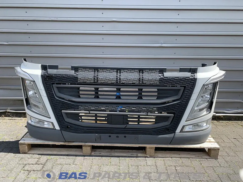 Volvo FH4 - Cản xe cho Xe tải: hình 1 Volvo FH4 - Cản xe cho Xe tải: hình 1