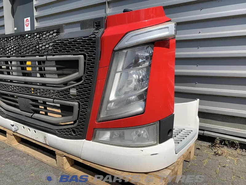 Volvo FH4 - Cản xe cho Xe tải: hình 2 Volvo FH4 - Cản xe cho Xe tải: hình 2
