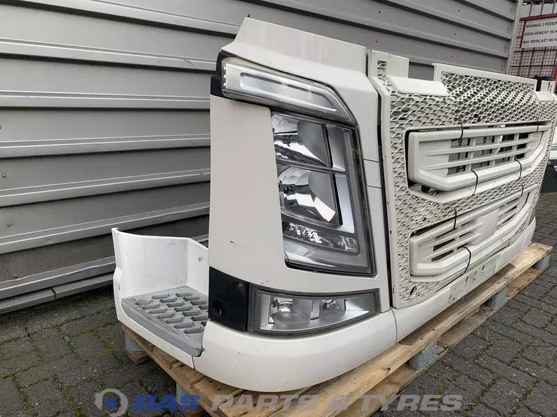 Volvo FH4 - Cản xe cho Xe tải: hình 3 Volvo FH4 - Cản xe cho Xe tải: hình 3