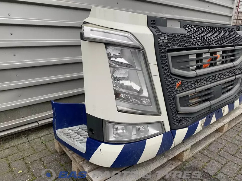 Volvo FH4 - Cản xe cho Xe tải: hình 3 Volvo FH4 - Cản xe cho Xe tải: hình 3