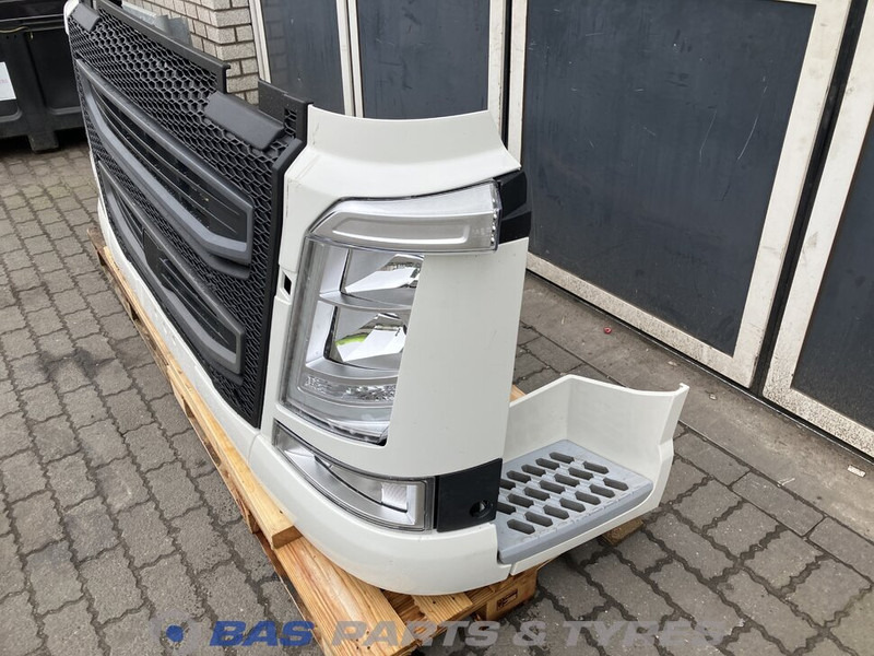 Volvo FH4 - Cản xe cho Xe tải: hình 2 Volvo FH4 - Cản xe cho Xe tải: hình 2