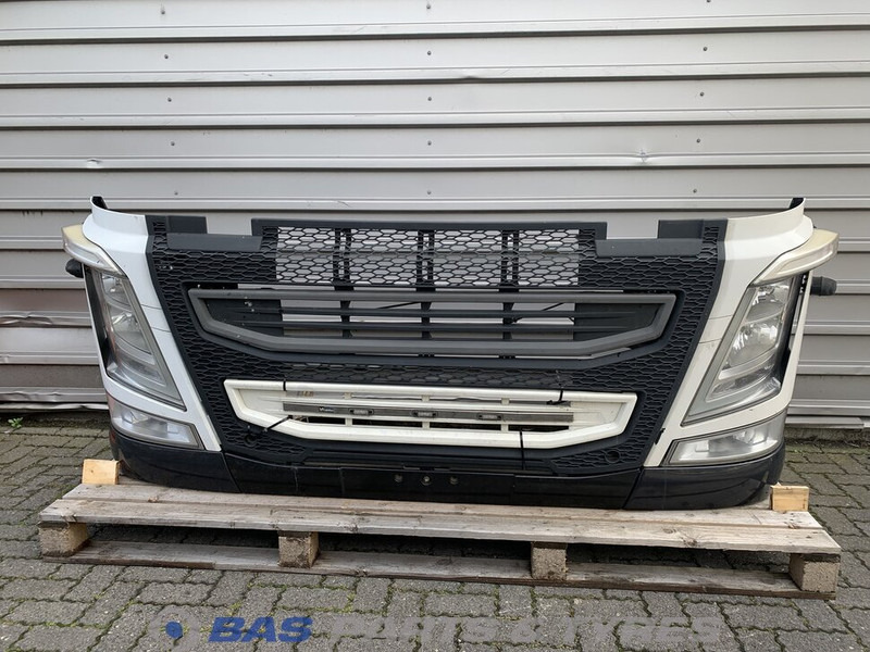 Volvo FH4 - Cản xe cho Xe tải: hình 1 Volvo FH4 - Cản xe cho Xe tải: hình 1