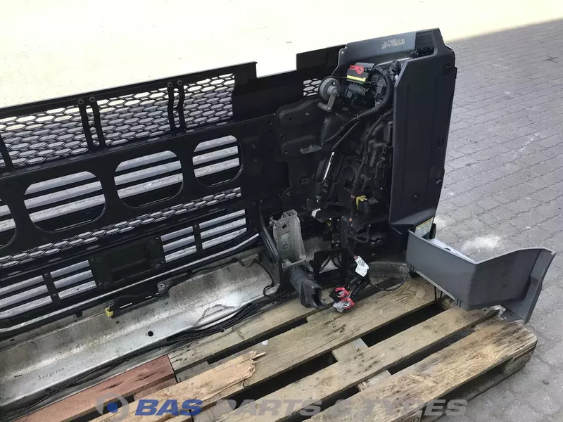 Volvo FH4 - Cản xe cho Xe tải: hình 5 Volvo FH4 - Cản xe cho Xe tải: hình 5
