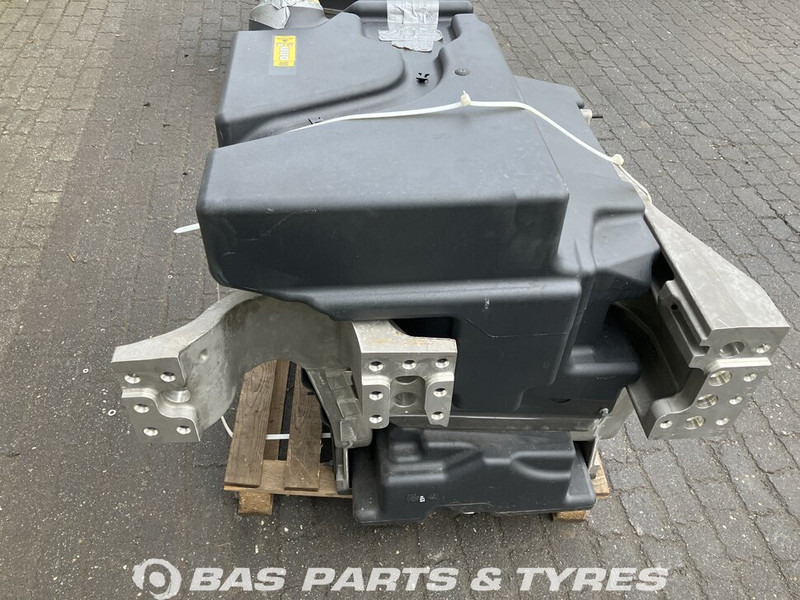 Volvo - Bình nhiên liệu cho Xe tải: hình 3 Volvo - Bình nhiên liệu cho Xe tải: hình 3