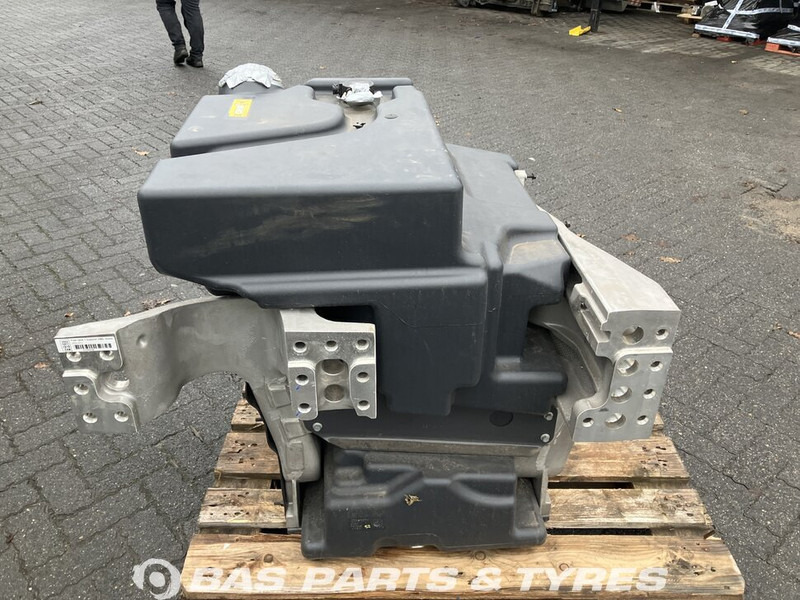 Volvo - Bình nhiên liệu cho Xe tải: hình 3 Volvo - Bình nhiên liệu cho Xe tải: hình 3