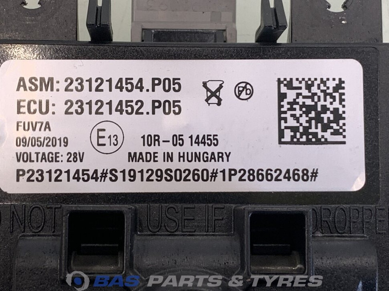 Volvo - Đèn/ Chiếu sáng cho Xe tải: hình 3 Volvo - Đèn/ Chiếu sáng cho Xe tải: hình 3