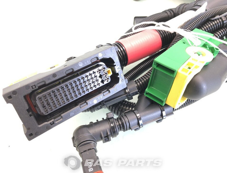 Volvo Kabelboom Volvo 15188655 - Cáp/ Dây nịt cho Xe tải: hình 3 Volvo Kabelboom Volvo 15188655 - Cáp/ Dây nịt cho Xe tải: hình 3