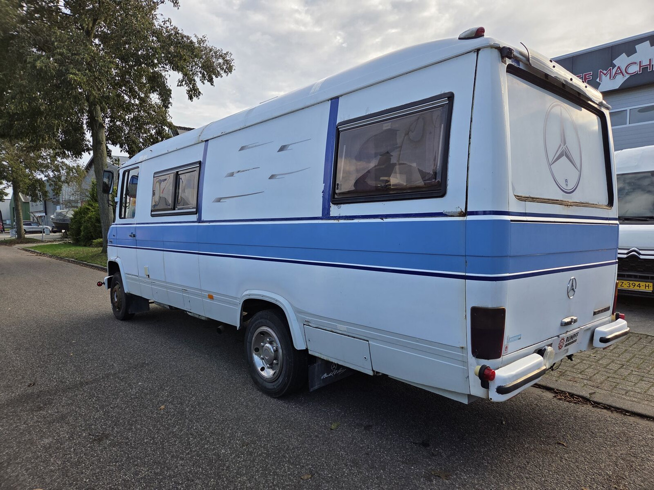 Mercedes-Benz 613D O309 oldtimer buscamper - Xe van cắm trại: hình 5 Mercedes-Benz 613D O309 oldtimer buscamper - Xe van cắm trại: hình 5