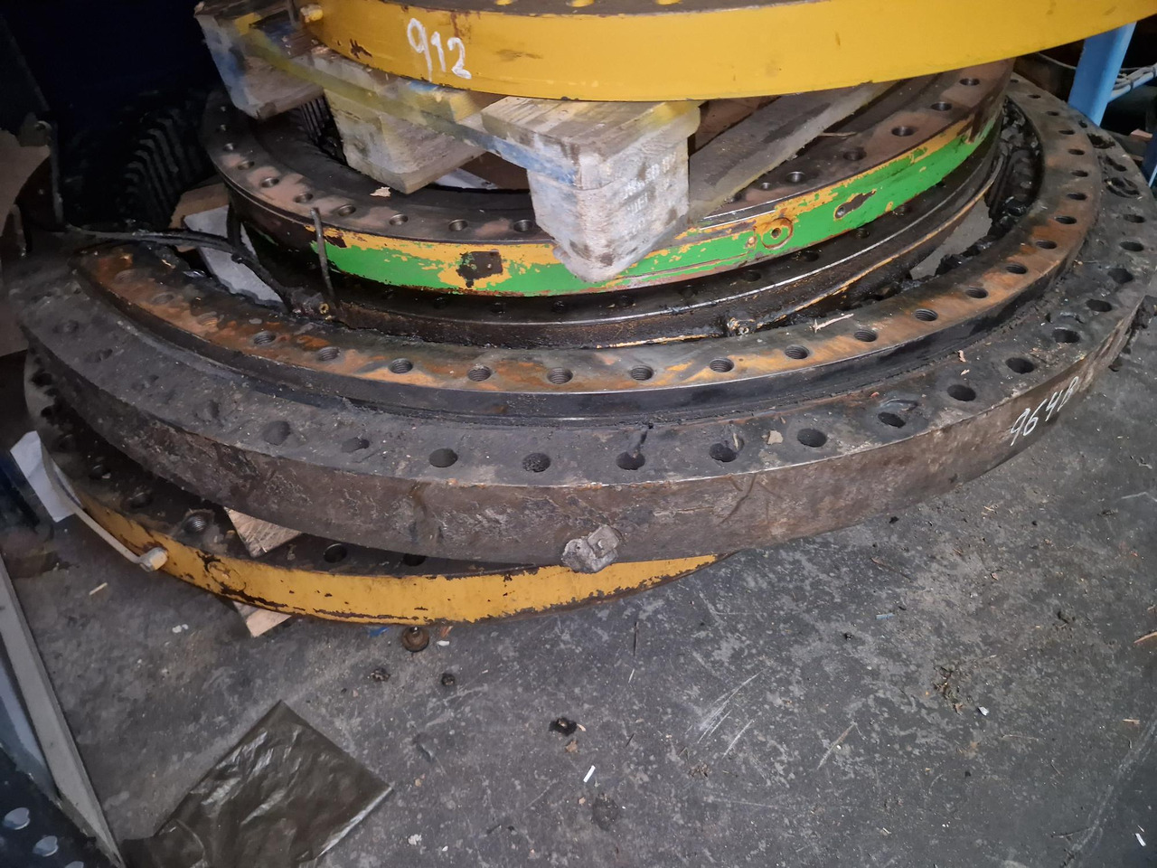 CORONA DE GIRO PARA LIEBHERR R964B LI - Vòng bánh răng xoay cho Máy móc xây dựng: hình 1 CORONA DE GIRO PARA LIEBHERR R964B LI - Vòng bánh răng xoay cho Máy móc xây dựng: hình 1