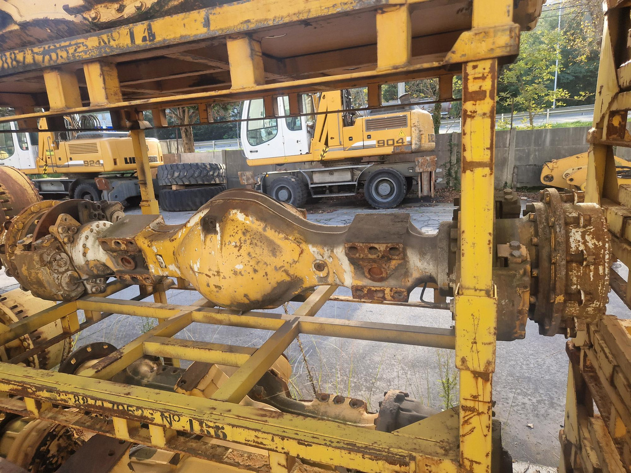 EJE DELANTERO/TRASERO DE VOLVO A25C - Trục và các bộ phận cho Máy móc xây dựng: hình 2 EJE DELANTERO/TRASERO DE VOLVO A25C - Trục và các bộ phận cho Máy móc xây dựng: hình 2