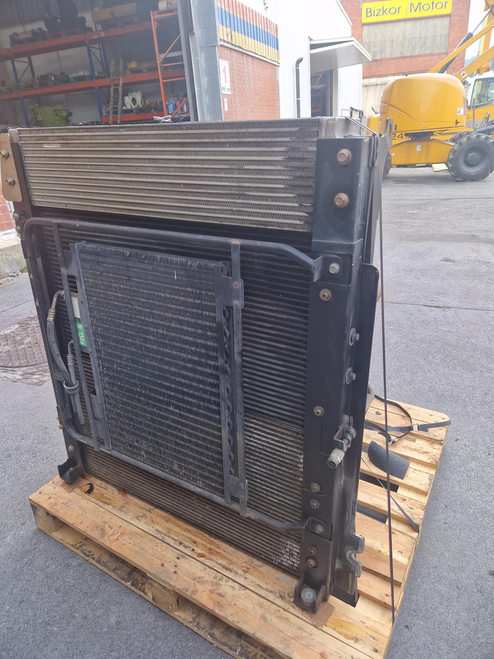RADIADOR LIEBHERR R914B - Bộ tản nhiệt cho Máy móc xây dựng: hình 4 RADIADOR LIEBHERR R914B - Bộ tản nhiệt cho Máy móc xây dựng: hình 4
