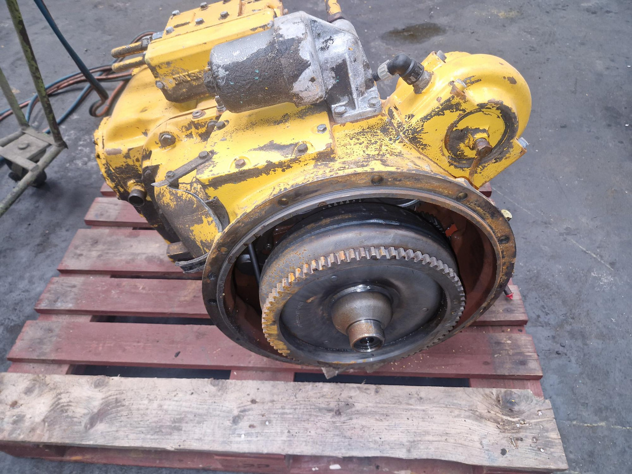 VOLVO A20C - Truyền động cho Xe ben đổ có khớp nối: hình 2 VOLVO A20C - Truyền động cho Xe ben đổ có khớp nối: hình 2