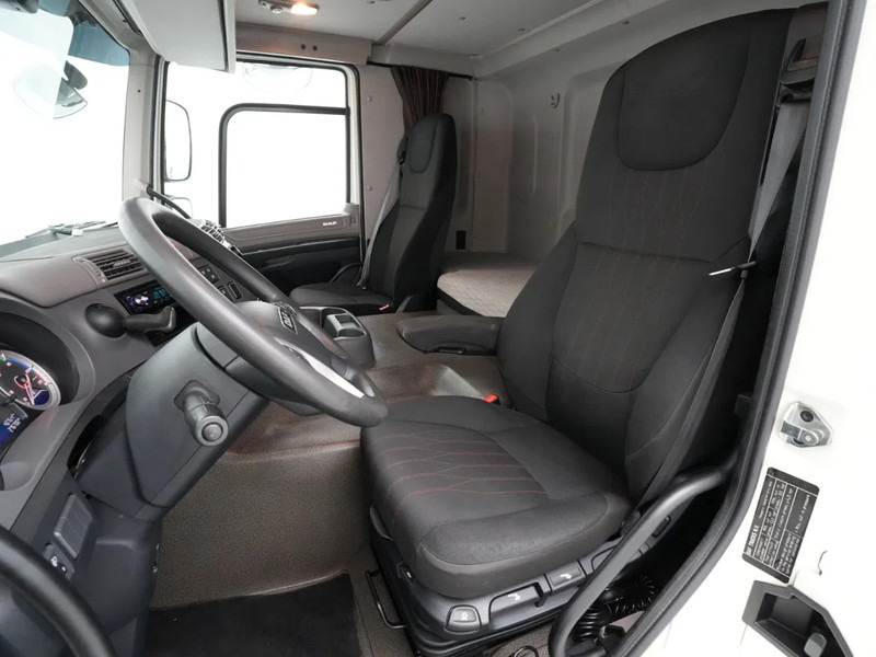 Xe tải hộp DAF CF 300 FA Sleeping Cab, New APK, Full Tank, New Tacho, 2t Laadklep: hình 14