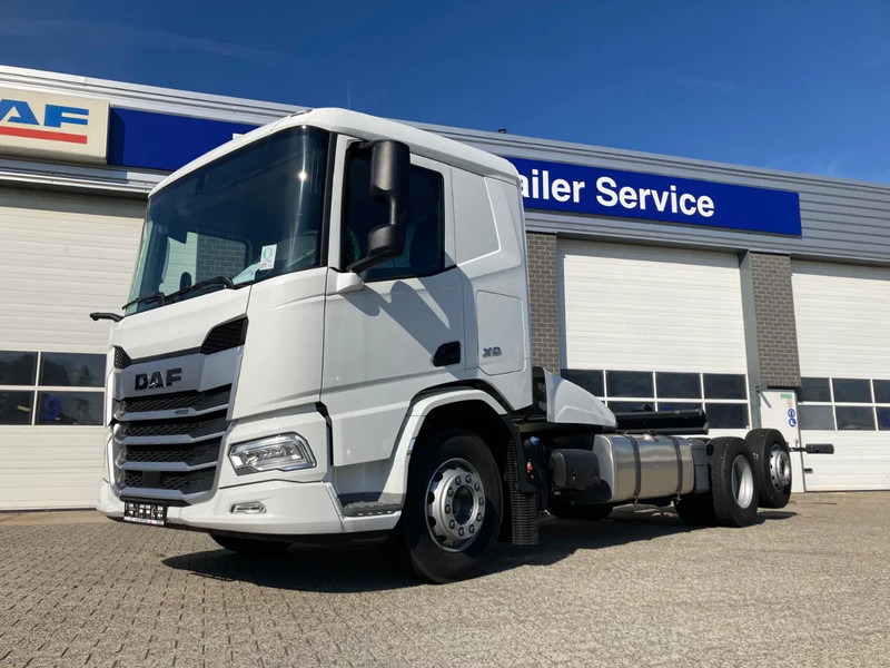 DAF XD 450 FAN CHASSIS SLEEPER CAB PTO STEERING LIFTAXLE 480WB - NEW - Xe tải khung gầm: hình 5 DAF XD 450 FAN CHASSIS SLEEPER CAB PTO STEERING LIFTAXLE 480WB - NEW - Xe tải khung gầm: hình 5