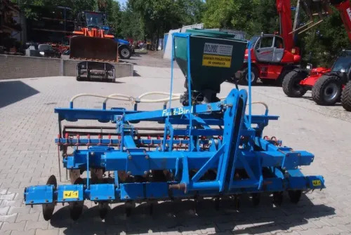 Agregat uprawowo-siewny Rabe Werk 2011 3m brona talerzowa z siewnikiem do poplonów - Máy gieo hạt liên hợp: hình 1 Agregat uprawowo-siewny Rabe Werk 2011 3m brona talerzowa z siewnikiem do poplonów - Máy gieo hạt liên hợp: hình 1