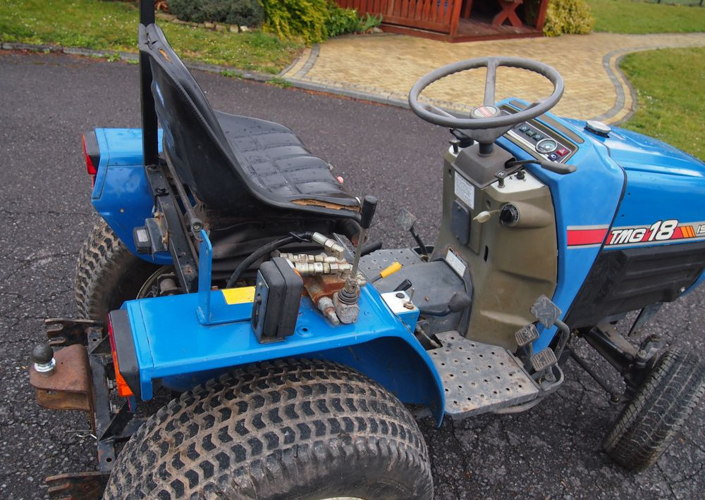 Kosiarka traktorek Iseki TMG T18 1995 hydro Diesel - Máy cắt cỏ vườn: hình 3 Kosiarka traktorek Iseki TMG T18 1995 hydro Diesel - Máy cắt cỏ vườn: hình 3