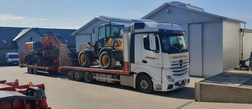 Samochód Mercedes Actros Usługi transportowe maszyn - Xe tải chuyên chở tự động: hình 1 Samochód Mercedes Actros Usługi transportowe maszyn - Xe tải chuyên chở tự động: hình 1