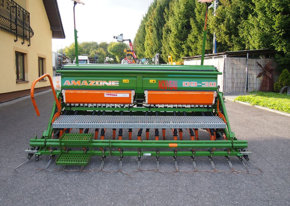 Siewnik Amazone D9 -30 2007 Siewnik Amazone - Máy gieo hạt: hình 1 Siewnik Amazone D9 -30 2007 Siewnik Amazone - Máy gieo hạt: hình 1