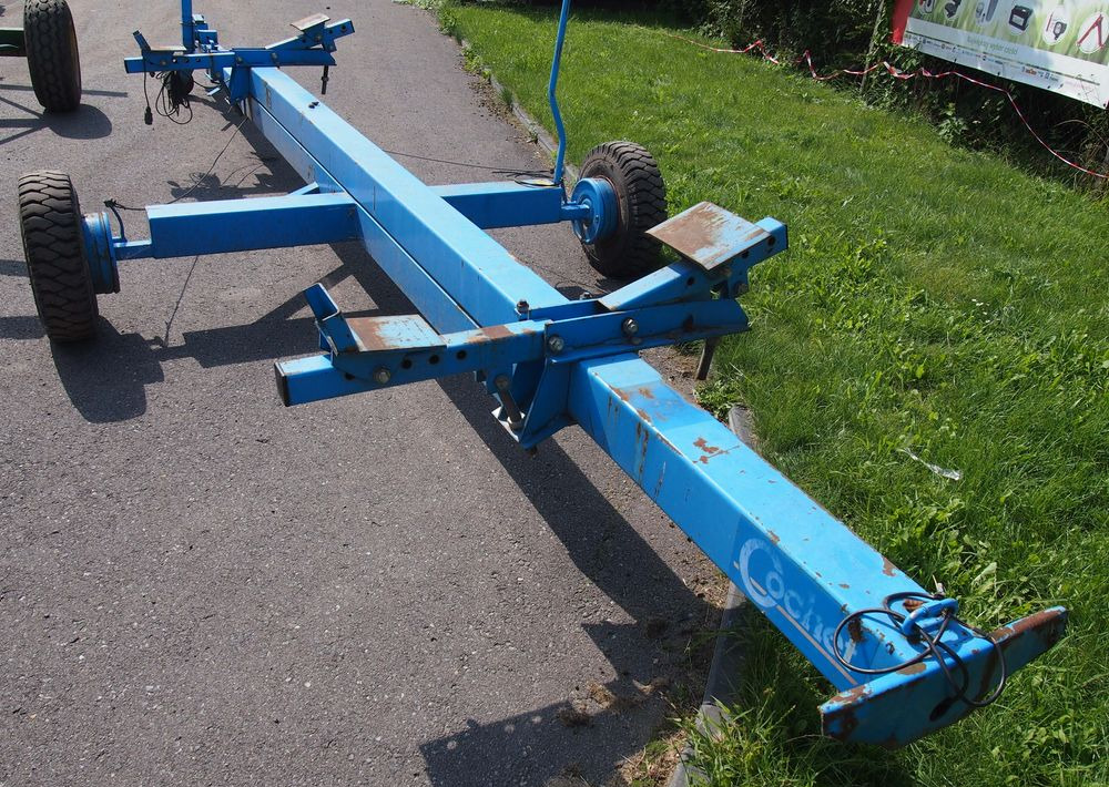 Wózek do kombajnu Cochet Cochet SDSH Wózek pod heder do kombajnu z hamulcem - Toa kéo máy gặt liên hợp: hình 2 Wózek do kombajnu Cochet Cochet SDSH Wózek pod heder do kombajnu z hamulcem - Toa kéo máy gặt liên hợp: hình 2