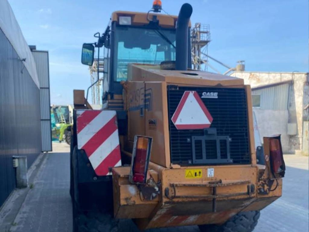 Máy xúc lật bánh lốp Case 621 C: hình 7