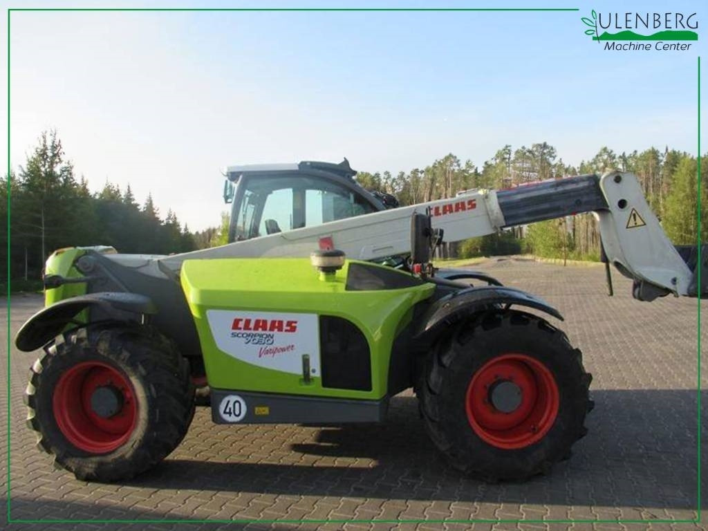 Claas Scorpion 7030 - Xe nhấc hình viễn vọng kính: hình 2 Claas Scorpion 7030 - Xe nhấc hình viễn vọng kính: hình 2