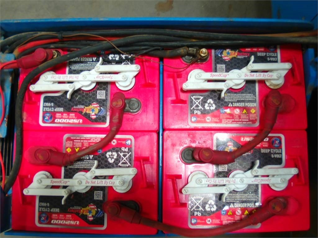 Genie GS3246 - Máy nâng người hình kéo: hình 5 Genie GS3246 - Máy nâng người hình kéo: hình 5