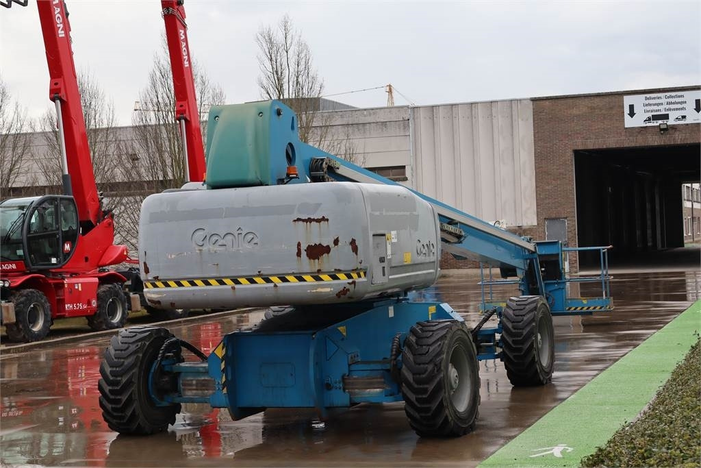 Genie S105 - Xe nâng người hình viễn vọng kính: hình 4 Genie S105 - Xe nâng người hình viễn vọng kính: hình 4