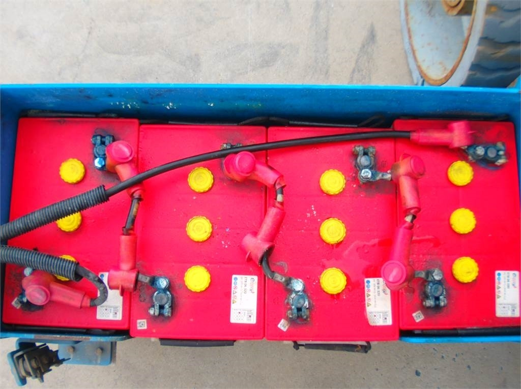 Genie Z30-20N - Xe nâng người nhiều khớp nối: hình 5 Genie Z30-20N - Xe nâng người nhiều khớp nối: hình 5