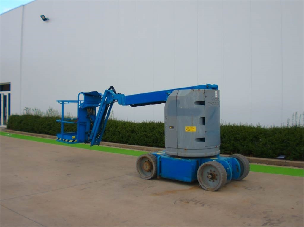 Genie Z30-20N - Xe nâng người nhiều khớp nối: hình 3 Genie Z30-20N - Xe nâng người nhiều khớp nối: hình 3