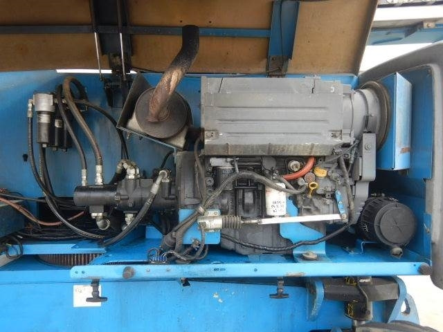 Genie Z80-60RT - Xe nâng người nhiều khớp nối: hình 5 Genie Z80-60RT - Xe nâng người nhiều khớp nối: hình 5
