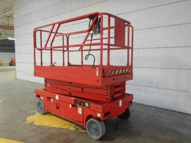 Haulotte Compact 10 - Máy nâng người hình kéo: hình 3 Haulotte Compact 10 - Máy nâng người hình kéo: hình 3