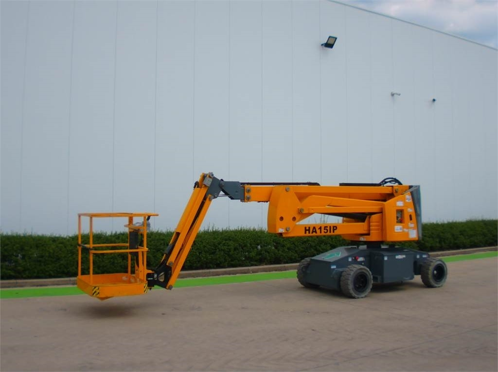 Haulotte HA15IP - Xe nâng người nhiều khớp nối: hình 2 Haulotte HA15IP - Xe nâng người nhiều khớp nối: hình 2