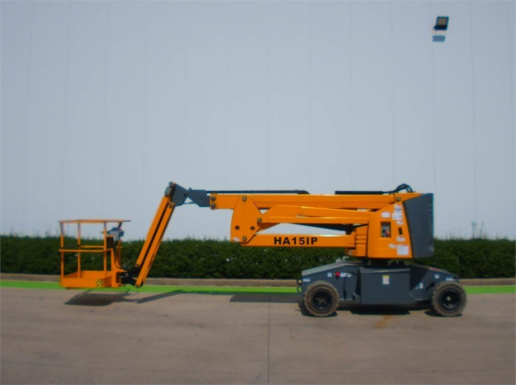 Haulotte HA15IP - Xe nâng người nhiều khớp nối: hình 1 Haulotte HA15IP - Xe nâng người nhiều khớp nối: hình 1